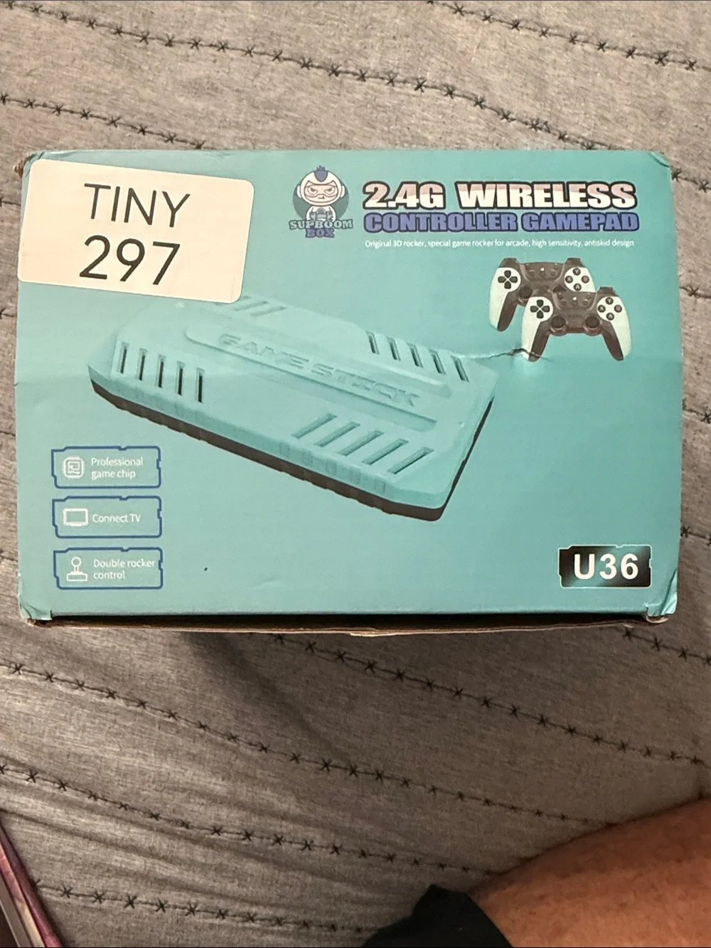 2.4G Wireless Gamepad Controller - Mint and Black U36